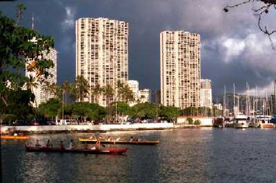 Yacht Harbor Towers, Honolulu, Hawaii condominium sales