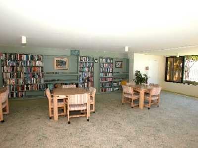 Kahala Beach Apt., Beachfront Library, Honolulu, Hawaii condominium sales